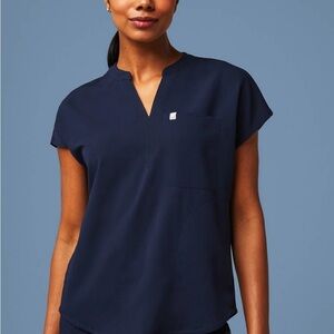 Fabletics scrub set Navy women’s